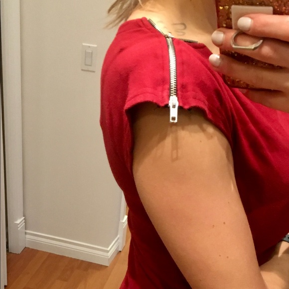 Thick material short , red dress with zippers - Picture 1 of 2